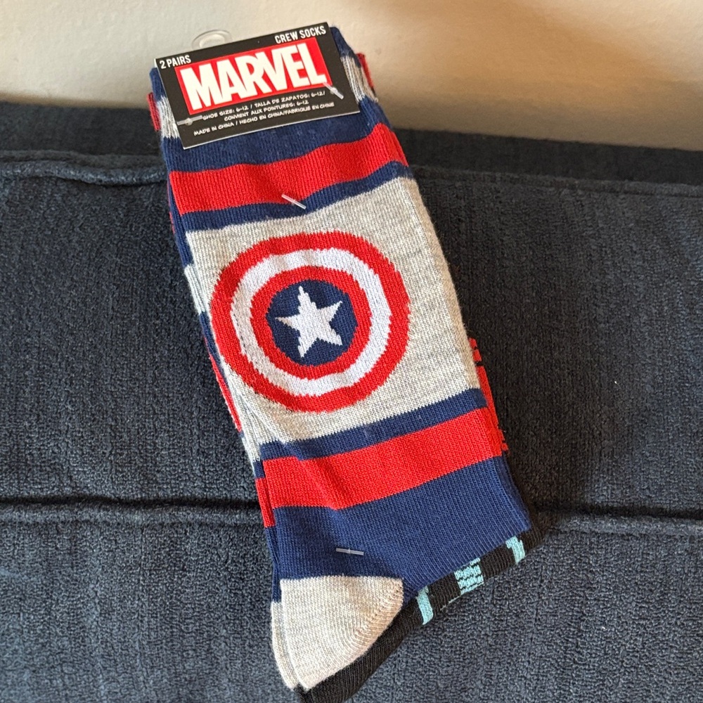 2-Pair Marvel Captain America Casual Crew Socks